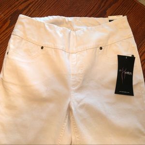 Slim-Sation white jean crop pants sz 6